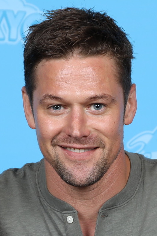 Zach Roerig Net Worth: The Vampire Diaries Star's $4M Fortune